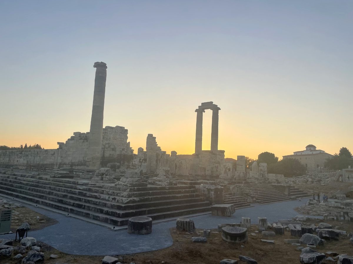 hekation night_temple_03